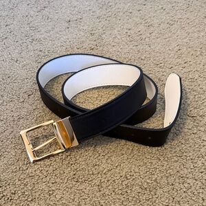 Torrid black and white belt gold details size 00 never worn